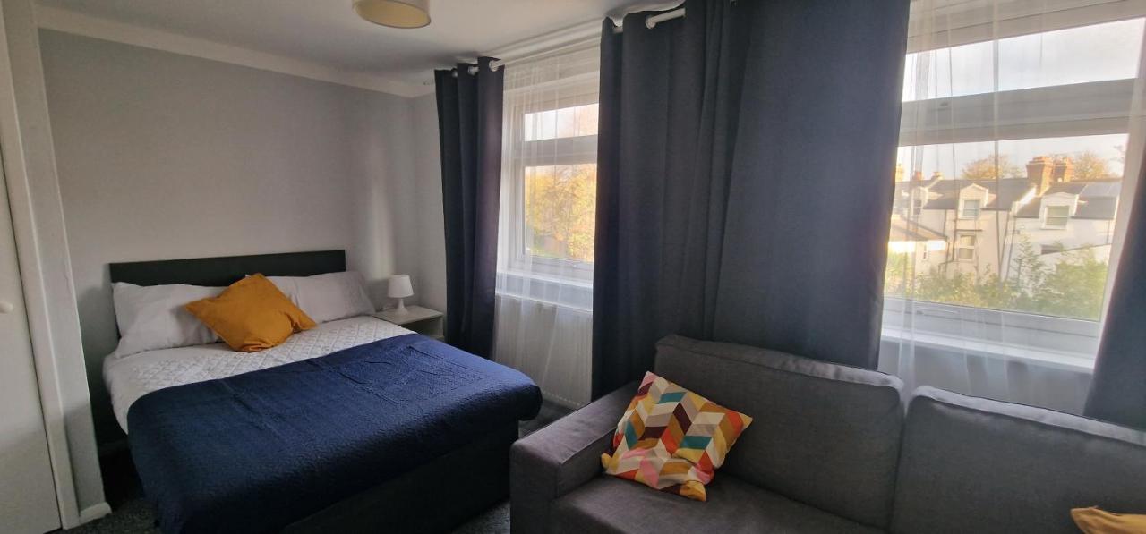 Cade Castle - Tulse Hill Appartement Londen Buitenkant foto